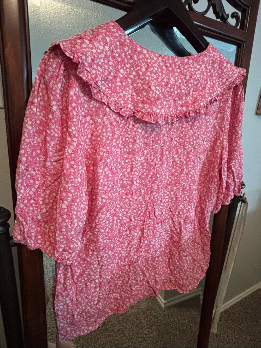 Wayf Pink Floral Ruffle Button-Front Blouse - Picture 3 of 3